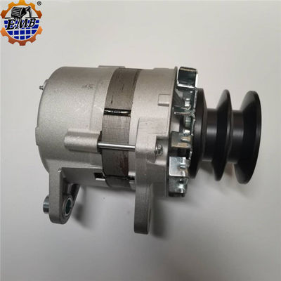 600-821-6110 0330002871 6D105 Engine Alternator For PC200-3 PC220-2